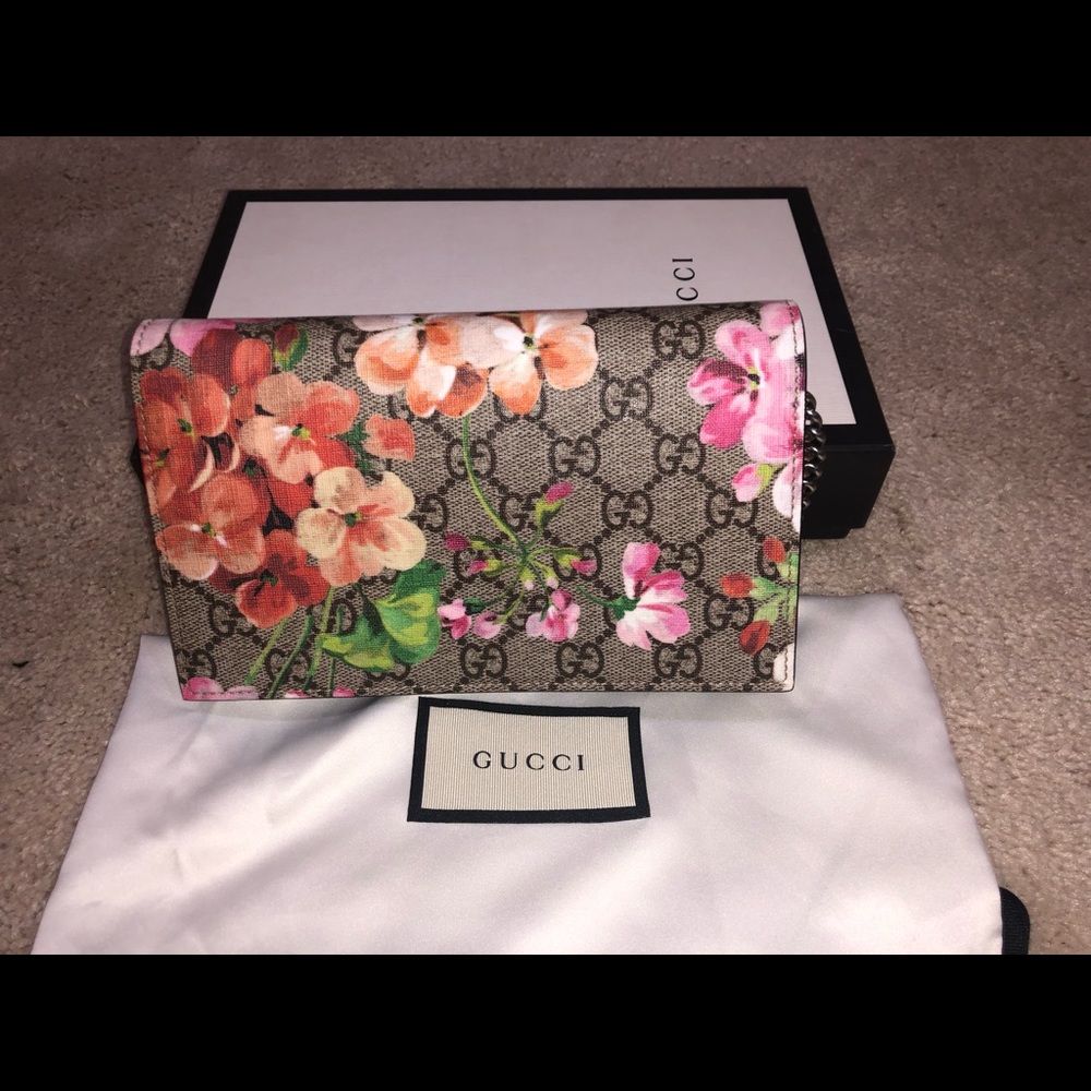 💯Gucci Blooms Wallet on a Chain Crossbody NEW